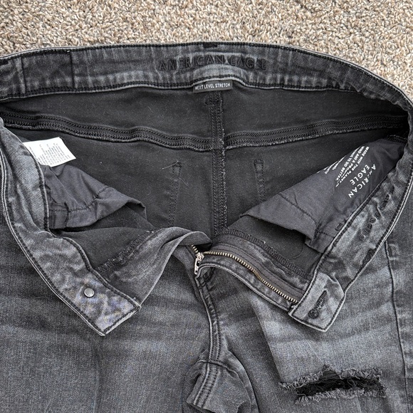 American Eagle Outfitters Black Distressed Skinny Jeans - Picture 3 of 5
